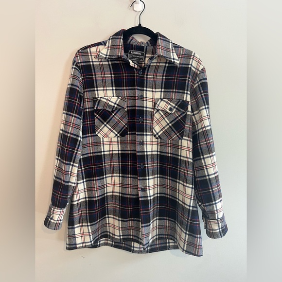 National Outfitters Men’s Flannel Button Up Size Medium - Picture 2 of 3